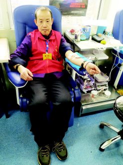 吴保利：用热血为生命加油  15年献血