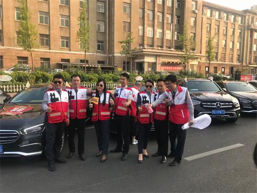 山西省红十字志愿者协会组织志愿者参加2022年中考免费服务